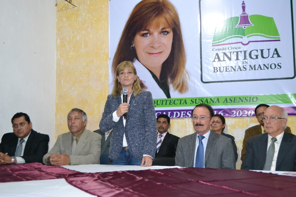 Susana Asensio participó con un comité cívico (Antigua en buenas manos) y ganó.