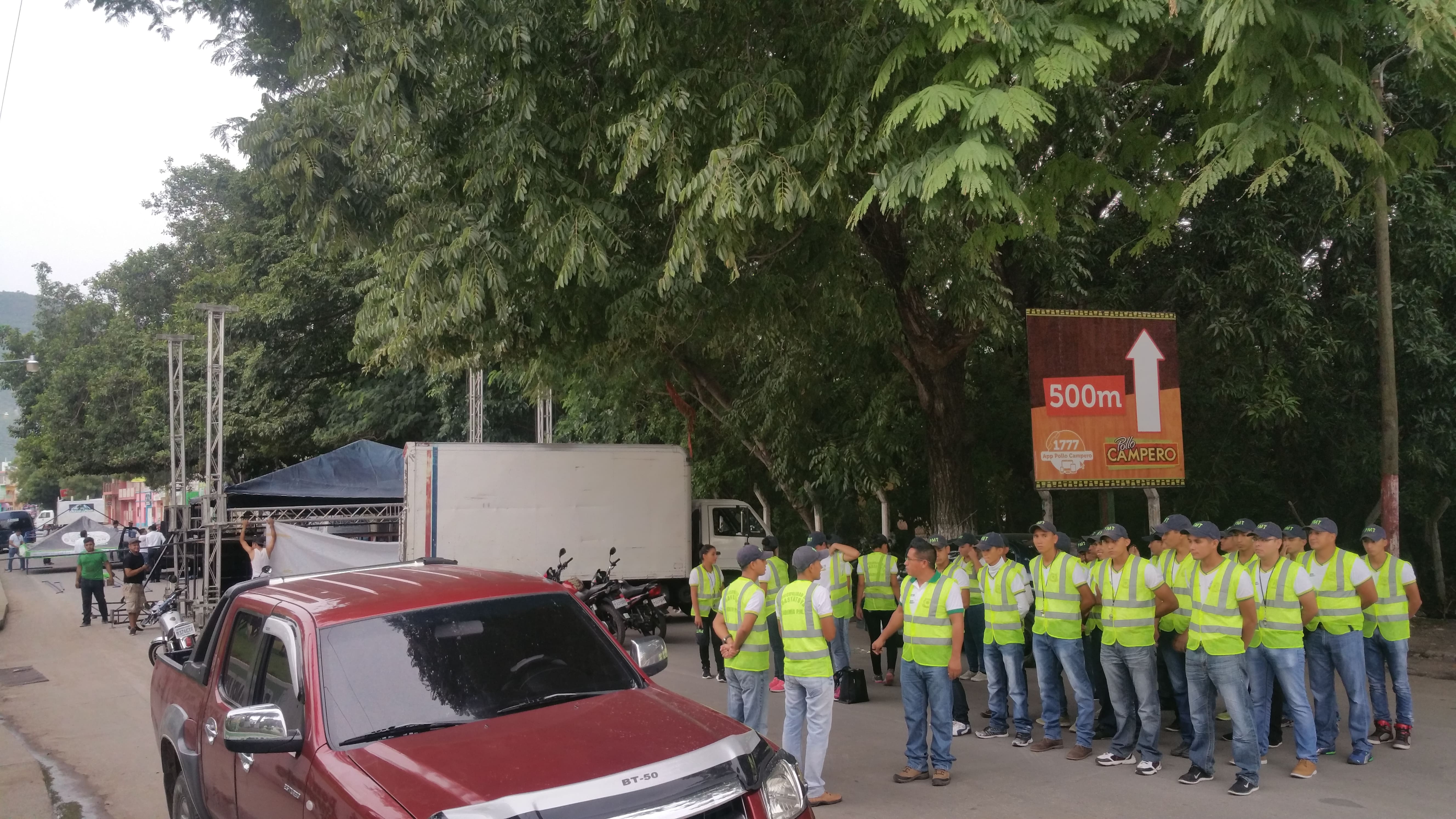 Futuros agentes de la Policía Municipal de Tránsito de Guastatoya reciben instrucción. Foto: Cortesía de PMT