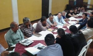 Los alcaldes recibirán los recursos para el pago de obras, sin embargo dicen que necesitan el visto bueno de gobernadores, lo que entrampa la ejecución. (Foto: Anam)