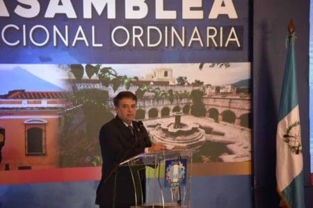 Edwin Escobar es el alcalde de Villa Nueva y presidente de la Anam. Foto: Ojoconmipisto
