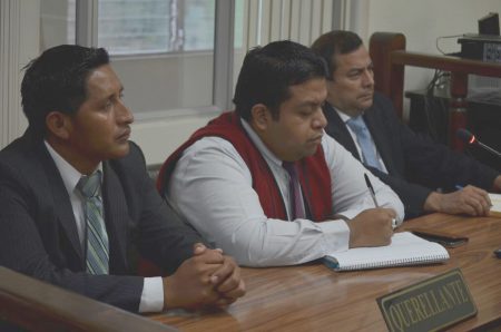 El juicio comenzó el 20 de marzo de 2017. El MP acusó a los hermanos Itzep de tortura. Foto: CALDH.