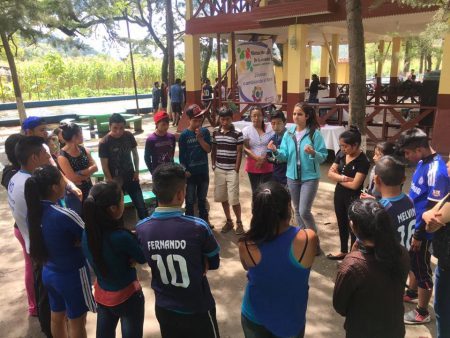 La Oficina Municipal de la Juventud imparte distintos talleres a los adolescentes. Foto: Facebook