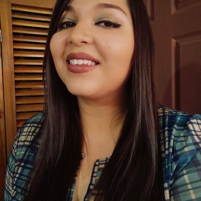 Tiene 27 años, acompaña a su hermano en la planilla de Todos (Foto: Facebook)