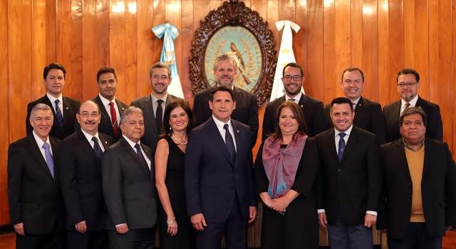 El vicealcalde prestó servicios técnicos para la municipalidad de Guatemala cuando se desempeñaba como concejal I en 2018. Esto no es ilegal, pero tampoco es ético.