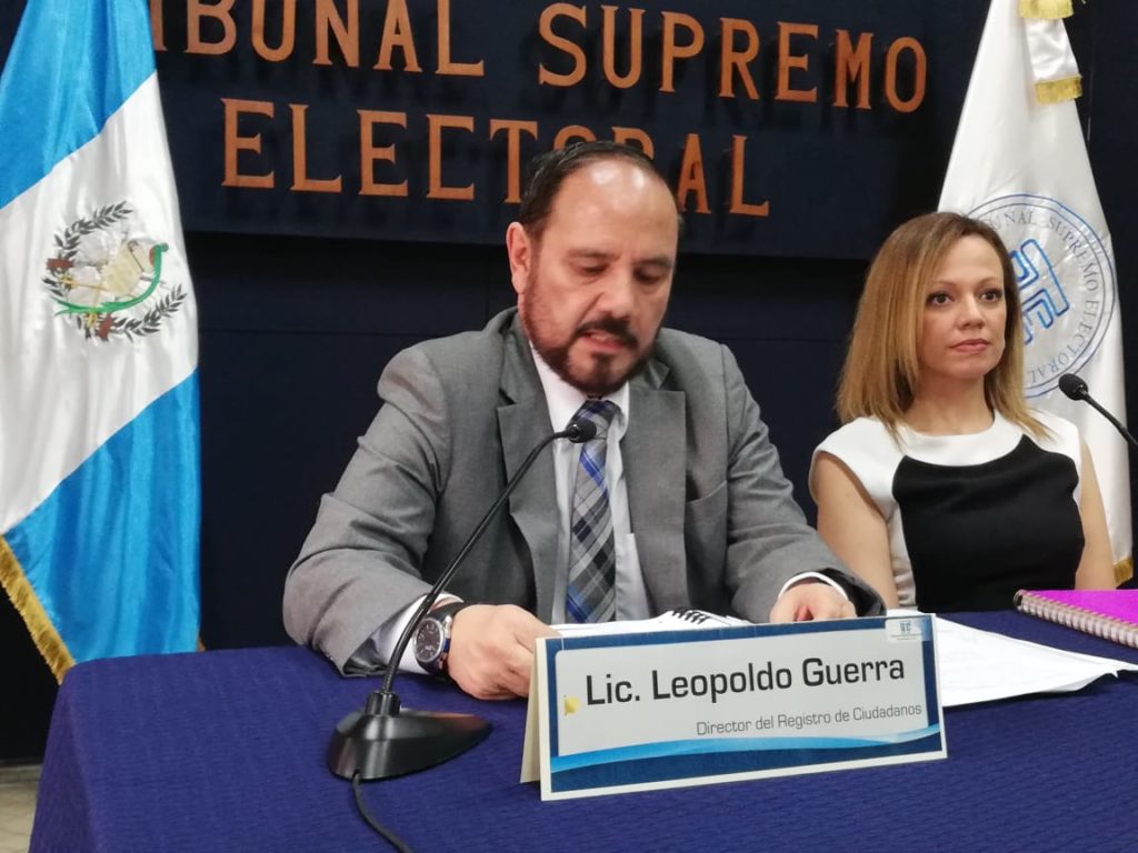 En tres departamentos se reelegirán todos los alcaldes, según el director del Registro de Ciudadanos.