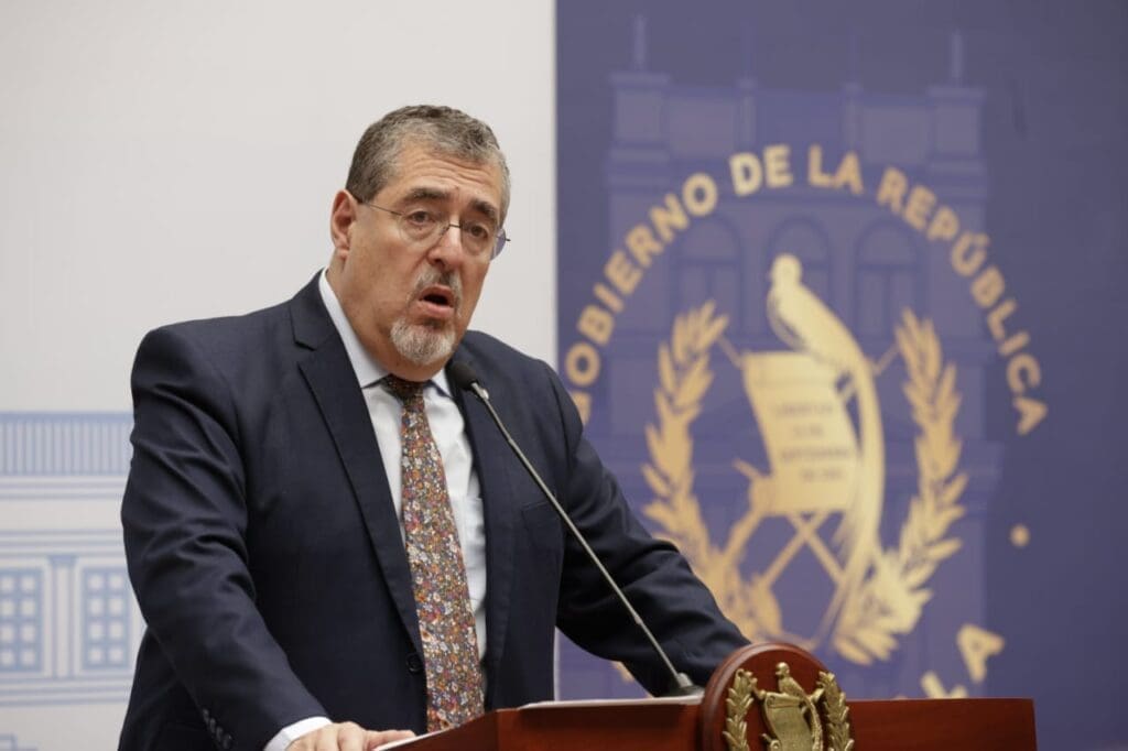Presidencia no explica su decisión de descartar al gobernador suplente de Izabal 
