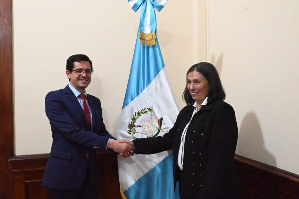 Karin Slowing deja la Copresam y asume la dirección del Infom