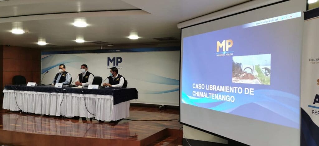 La comuna lo contrató para dirigir las finanzas de Fraijanes, a pesar de estar sindicado de mal manejo de fondos en el ministerio de Comunicaciones.