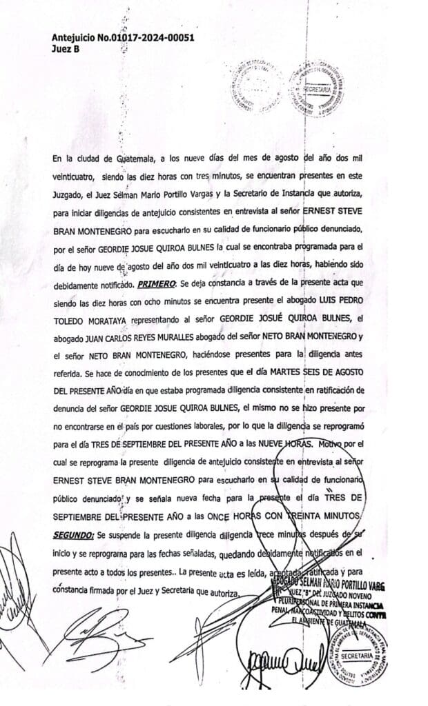 La audiencia se reprogramó porque Geordie Josué Quiroa Bulnes no se presentó disculpándose por un viaje de trabajo. Foto: copia de la resolución.