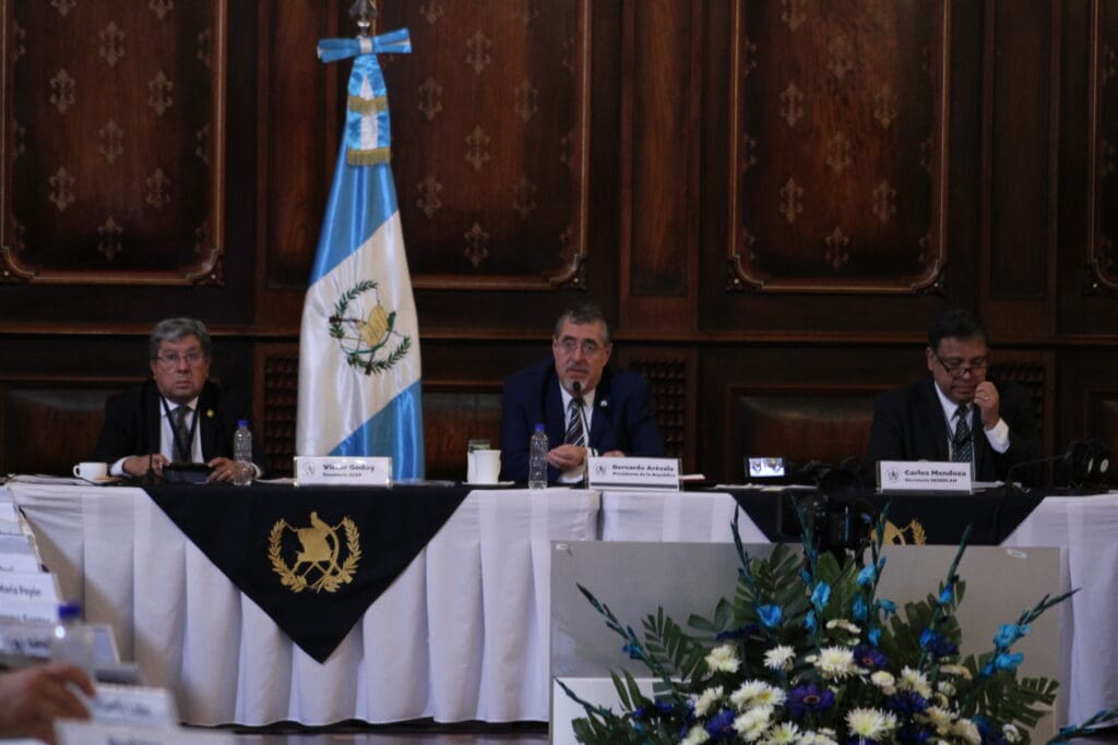 En la cuarta sesión ordinaria del Consejo Nacional de Desarrollo Urbano y Rural (Conadur) cuestionaron el contenido del acuerdo gubernativo. También presentaron montos de inversión para 2025.