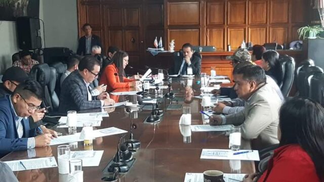 Esa cantidad es Q93 millones más que el presupuesto vigente (2024). El concejo municipal se reúne con los financieros de la comuna, tienen hasta el 15 de diciembre para aprobarlo.