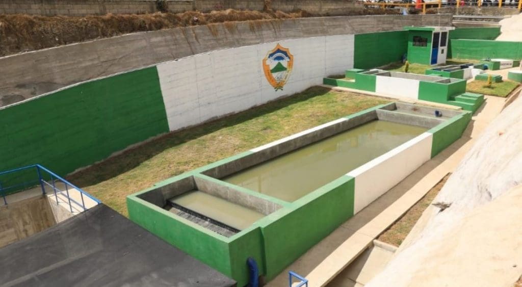 La creación del Fondo Verde ayudará a ejecutar y financiar proyectos ambientales, mas no estipula las responsabilidades municipales. Para eso está el Reglamento de las Descargas y Reuso de Aguas Residuales.