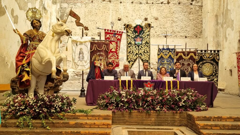 En 2025 celebrará 93 actividades religiosas, entre cortejos procesionales y altares de velación. Los turistas podrán unirse a pie para visitar a la ciudad colonial.