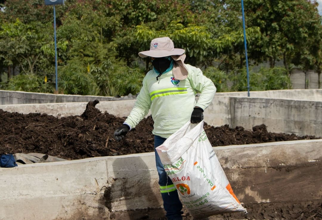 El vertedero de la zona 3 tiene áreas de compostaje y reciclaje, pero la labor que realizan no es suficiente para evitar que los desechos contaminen.