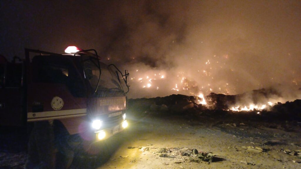 Al recibir los desechos separados, los vertederos pueden llevar una mejor gestión para su disposición final y evitar incendios posteriores.