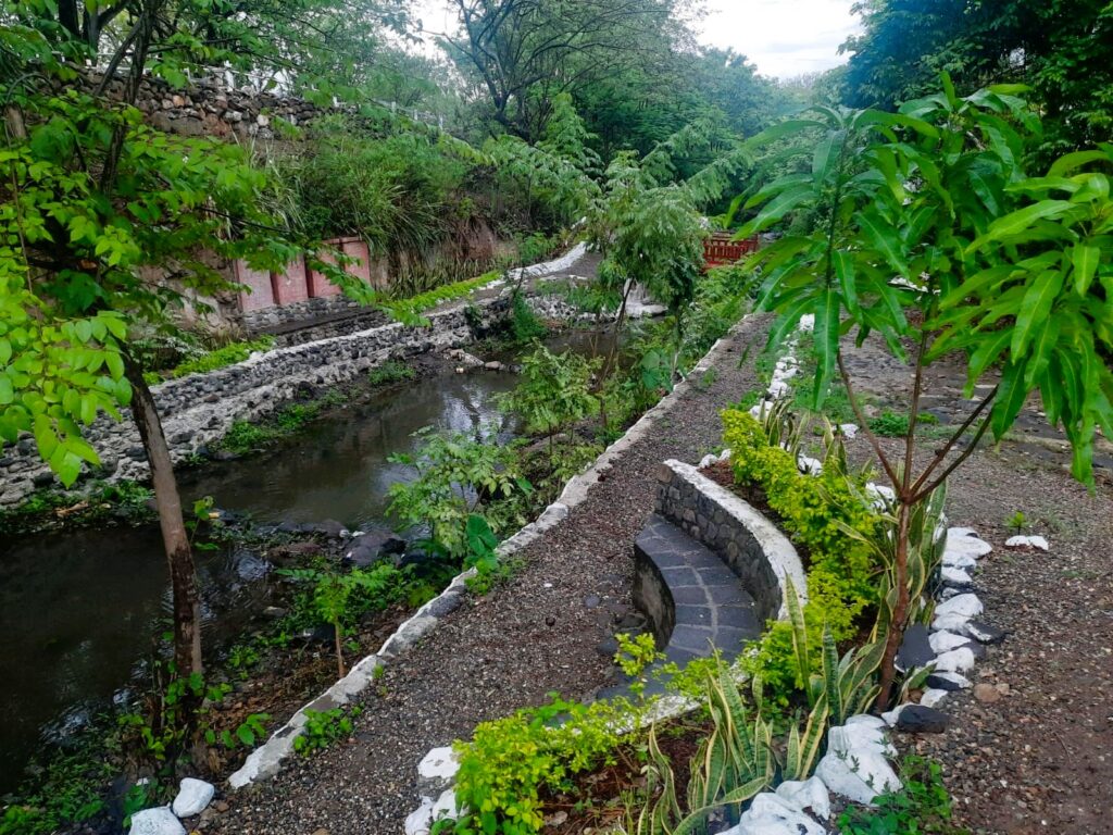 El director del Inguat visitó el Paseo de la felicidad en agosto 2024. Foto: Cortesía