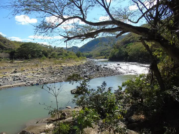 Hay más de mil 300 tierras comunales. Esta es una panorámica de una de ellas, en Chuarrancho, una restitución que se hizo en 2014. Foto: Cortesía de Abigaíl Monroy
