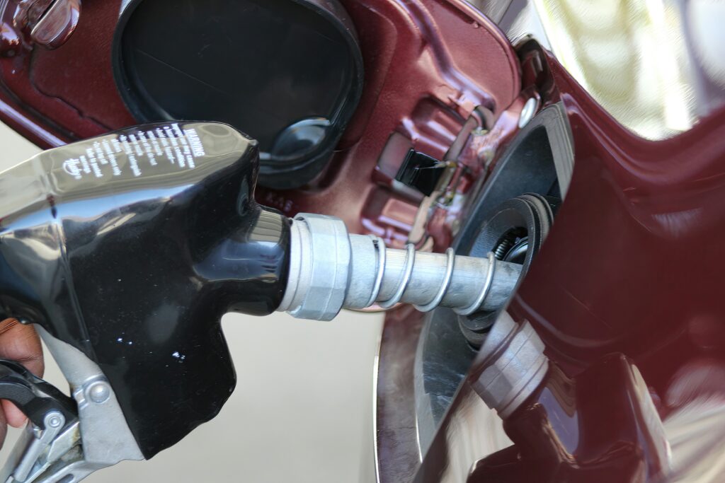 El precio de la gasolina seguirá igual, los vehículos funcionarán de la misma forma y la calidad del aire en Guatemala mejorará, opinan expertos consultados.