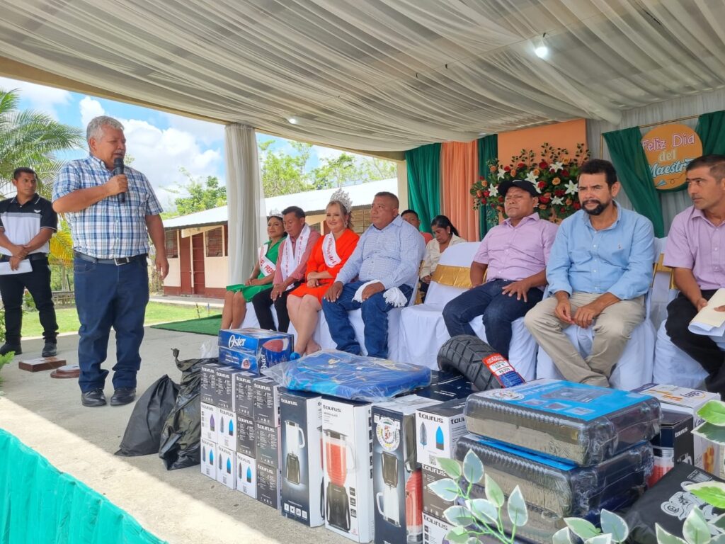 Para no interrumpir las clases en los municipios, la directora departamental de educación, pidió a los alcaldes abstenerse de celebrar el Día del Maestro en horario laboral.