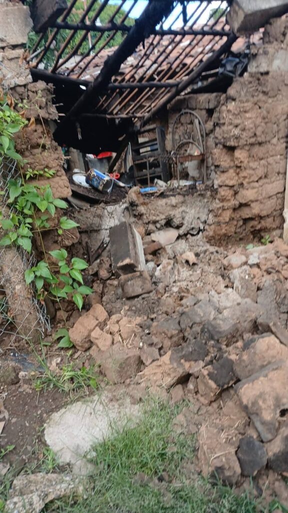Las construcciones más afectadas fueron las de adobe. Aunque también hubo daños en las de bloc. Foto: municipalidad de Jérez.