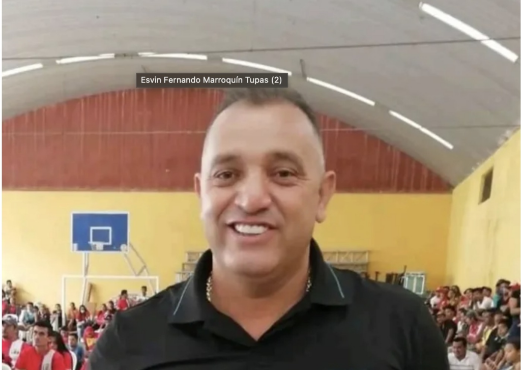 Esvin Fernando Marroquín Tupás, del partido Vamos, aceptó los cargos por los que fue extraditado a Estados Unidos. Al exalcalde de Cuilapa, Santa Rosa, lo acusan de delitos relacionados al narcotráfico.