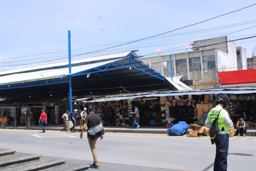 La municipalidad de Guatemala no ofrece explicaciones acerca de la inversión o los planes del proyecto de la 18 calle. Sin embargo este continúa su desarrollo a la vista de todos.