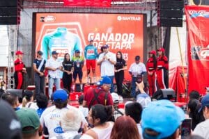 De las carreteras se ocupó el Ministerio de Comunicaciones para garantizar el desarrollo de la competencia. Solo San Pedro Sacatepéquez, San Marcos, bacheó sus calles.