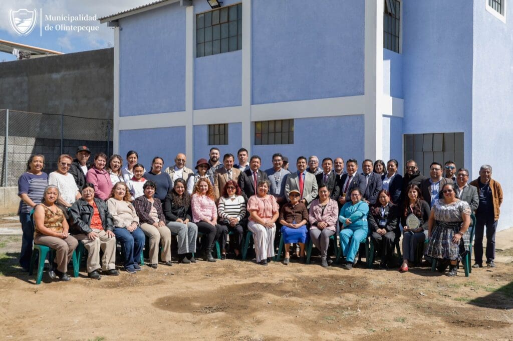 Construyeron el edificio en Olintepeque, pero nadie asumió equiparlo ni designarle personal. Foto: municipalidad.