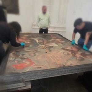 El usufructo acordado con el Ministerio de Cultura finalizó con el traslado de 98 obras de arte. Experta opina que pudo instalarse un taller de restauración en el museo para evitar deterioro del edificio.